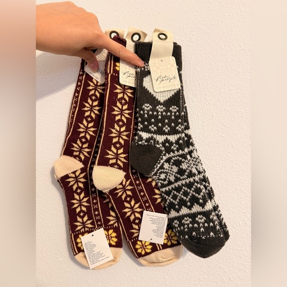 Free People Accessories - NWT Free People sock bundles (3)